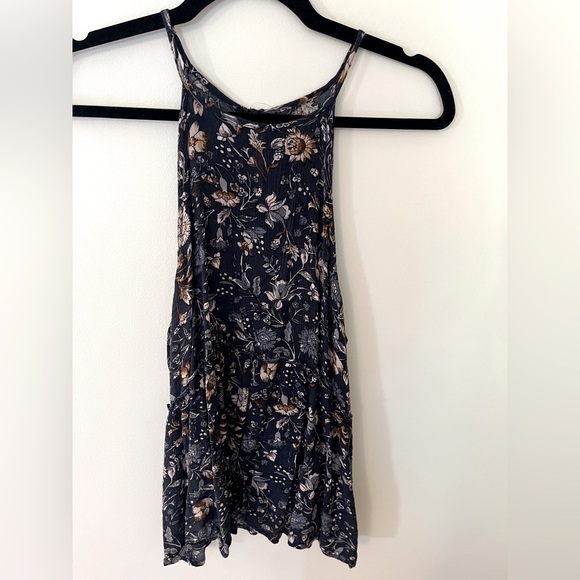 AE Tank - Picture 1 of 5